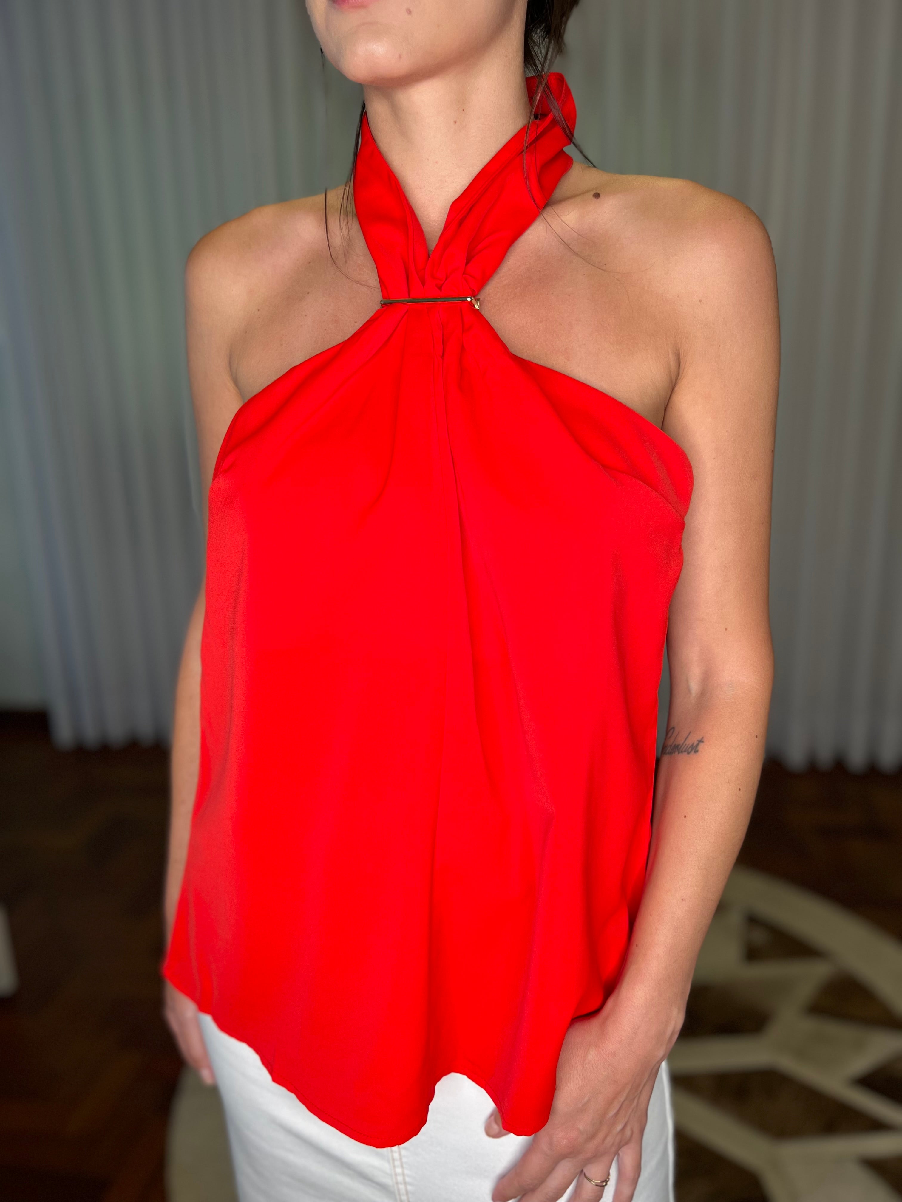 BLUSA DETALHE GOLA MAMO VERMELHA